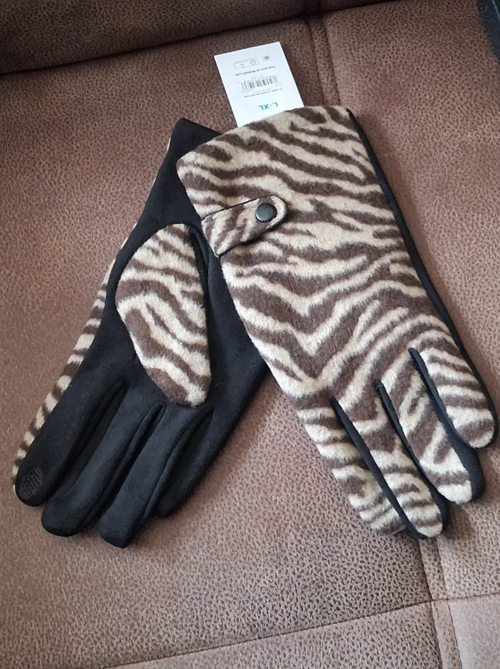 Time and Tru Brown and Black Zebra Print Touchscreen Gloves L-XL